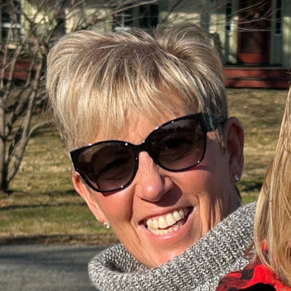 Meet your Posher, Lynn